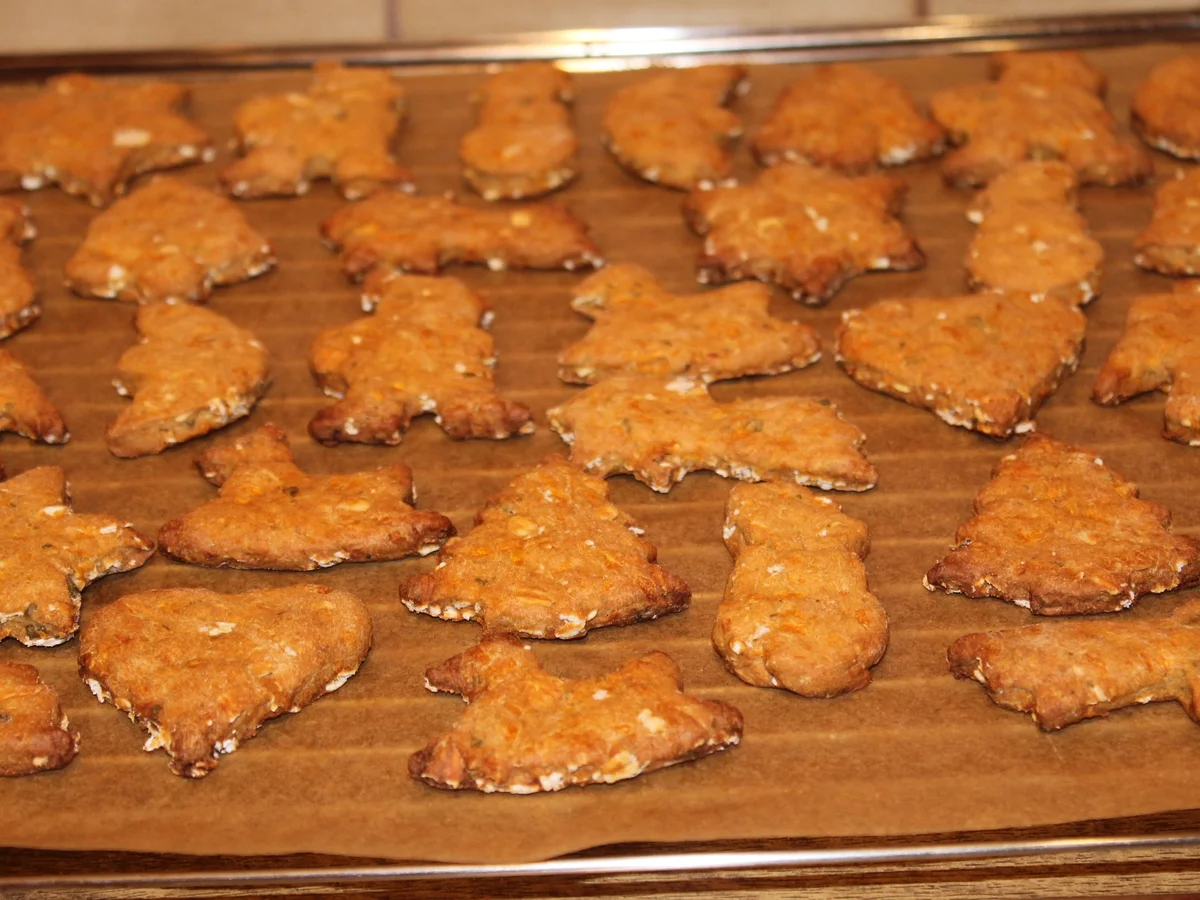 Rezept: Bärlauch-Plätzchen ~Hundekekse~ Bild Nr. 3177 Bärlauch-Plätzchen ~Hundekekse~ - Rezept - Bild Nr. 3177