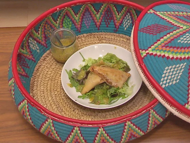 Rezept: Sambusa - Teigtaschen mit roten Linsen und Mango-Ingwer-Chili-Dip Bild Nr. 3209 Sambusa - Teigtaschen mit roten Linsen und Mango-Ingwer-Chili-Dip - Rezept - Bild Nr. 3209