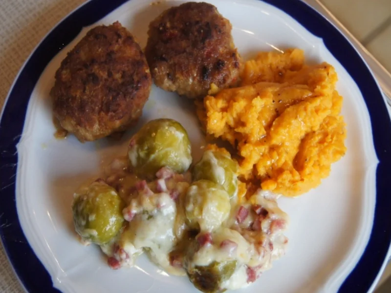 Rezept: Buletten mit Süßkartoffelstampf und Rosenkohl Bild Nr. 3242 Buletten mit Süßkartoffelstampf und Rosenkohl - Rezept - Bild Nr. 3242