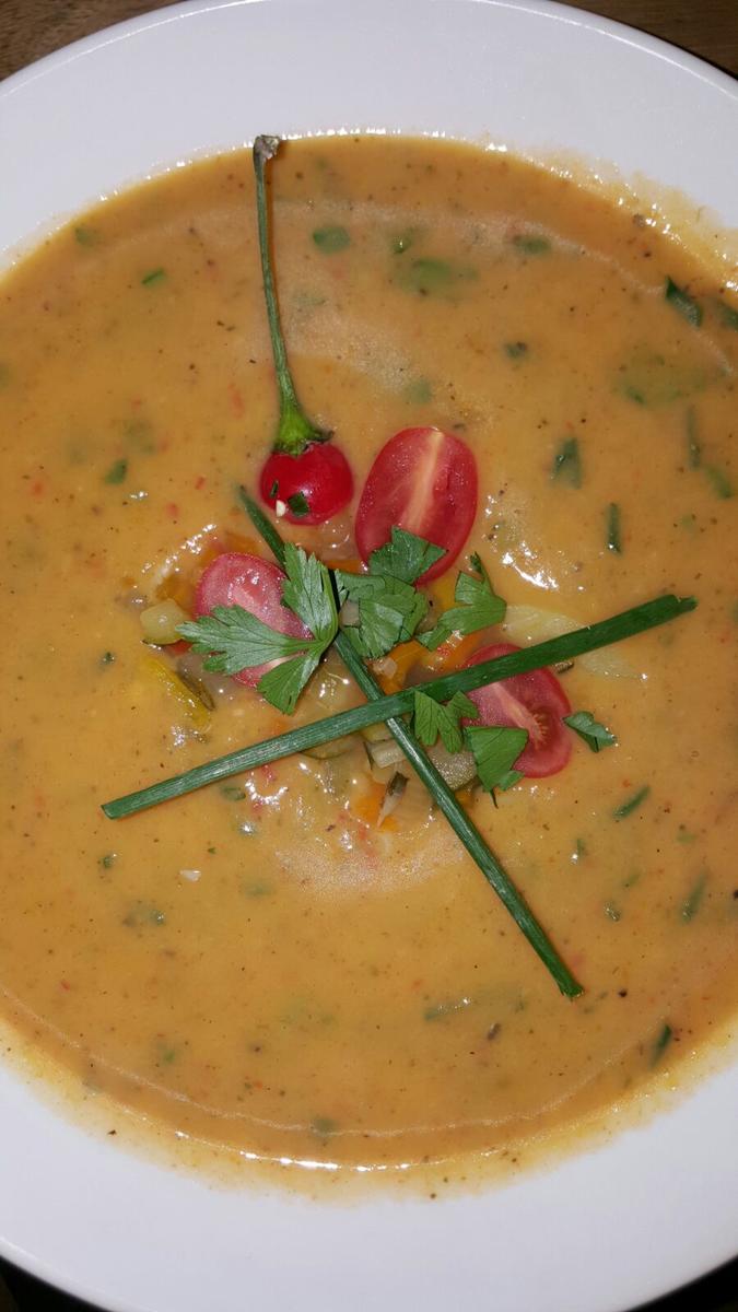 Kartoffel Porree Gemüsesuppe gaaaaaaanz lecker - Rezept - kochbar.de