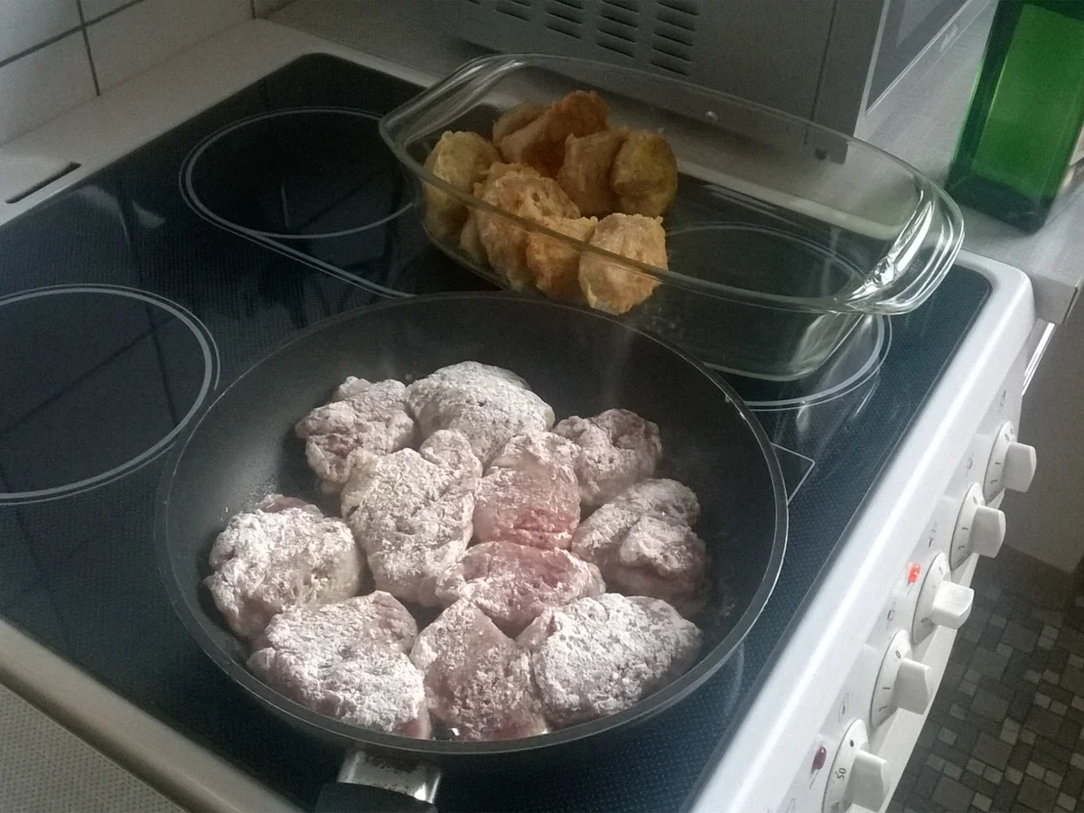 Rezept: Schweinemetalongs in Rahmsoße Bild Nr. 3256 Schweinemetalongs in Rahmsoße - Rezept - Bild Nr. 3256