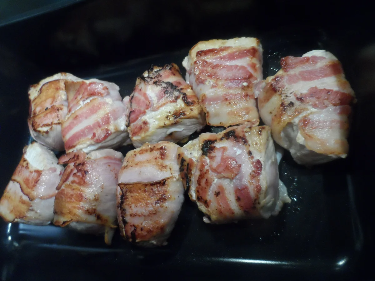 BiNe` S MEDAILLONS IM SPECKMANTEL - Rezept - Bild Nr. 3277