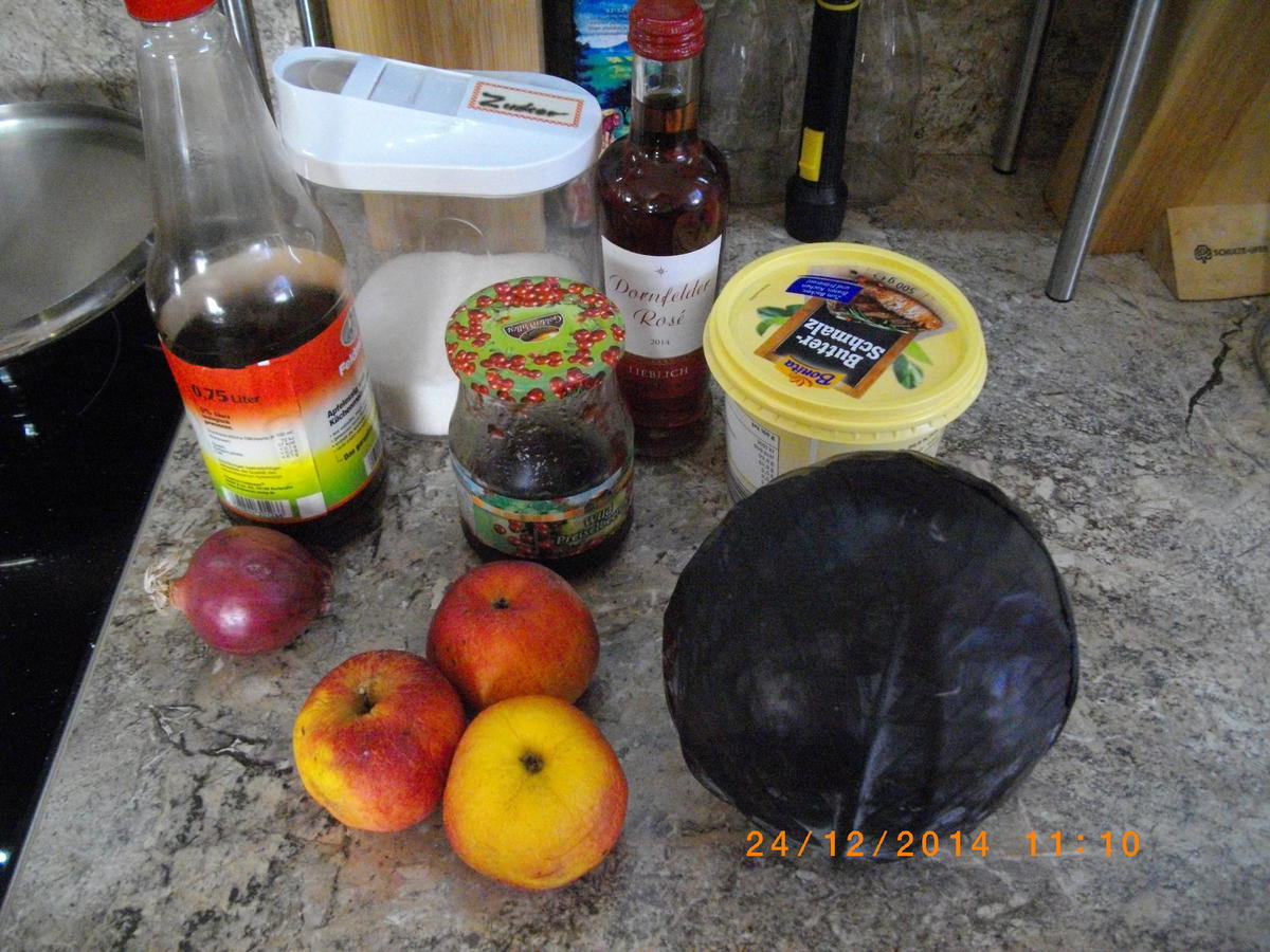 Knusprige Ente mit Rotweinsoße und Apfelblaukraut - Rezept - Bild Nr. 3277