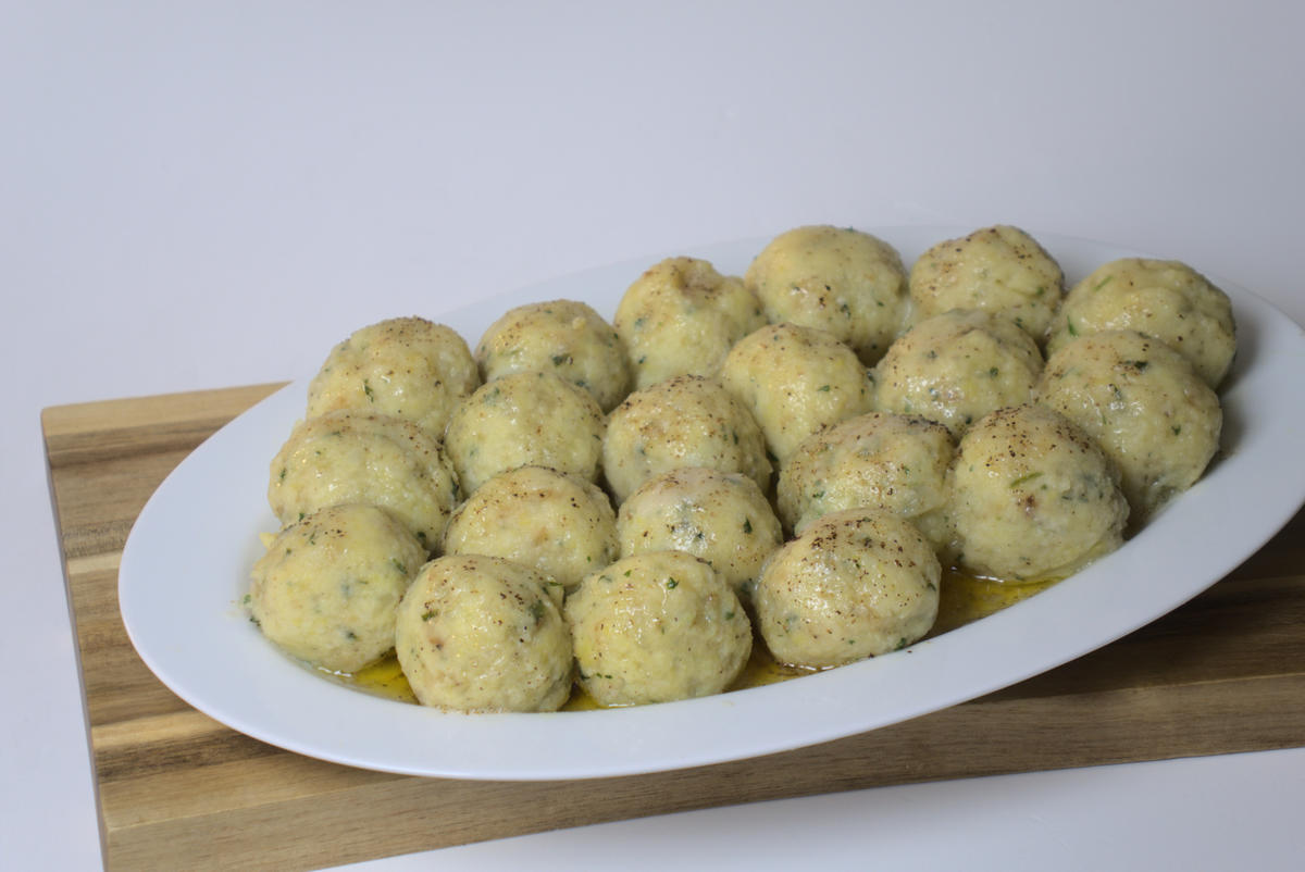 Kartoffelklöße/Knödel von Mama :-) - Rezept - Bild Nr. 3283