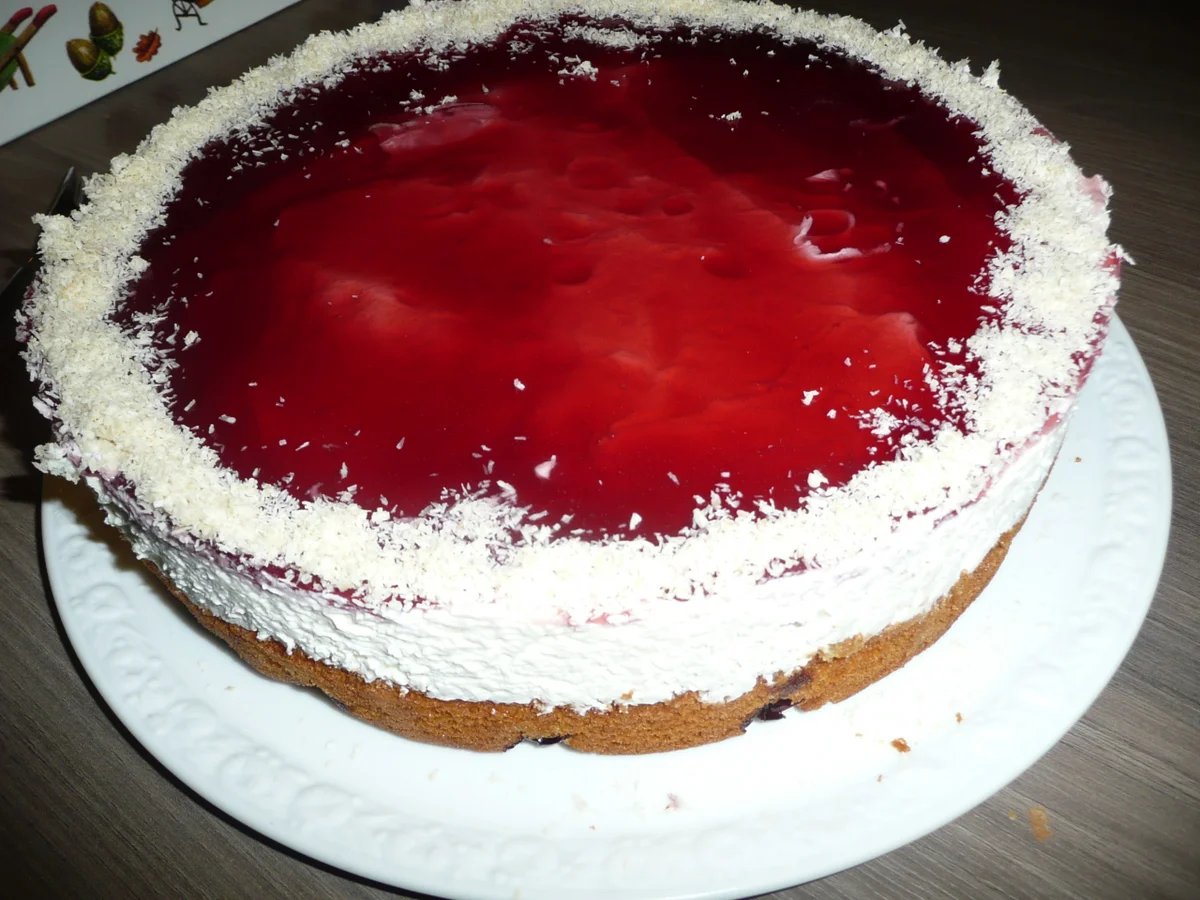 Rezept: Rotkäppchen -Torte Bild Nr. 3338 Rotkäppchen -Torte - Rezept - Bild Nr. 3338