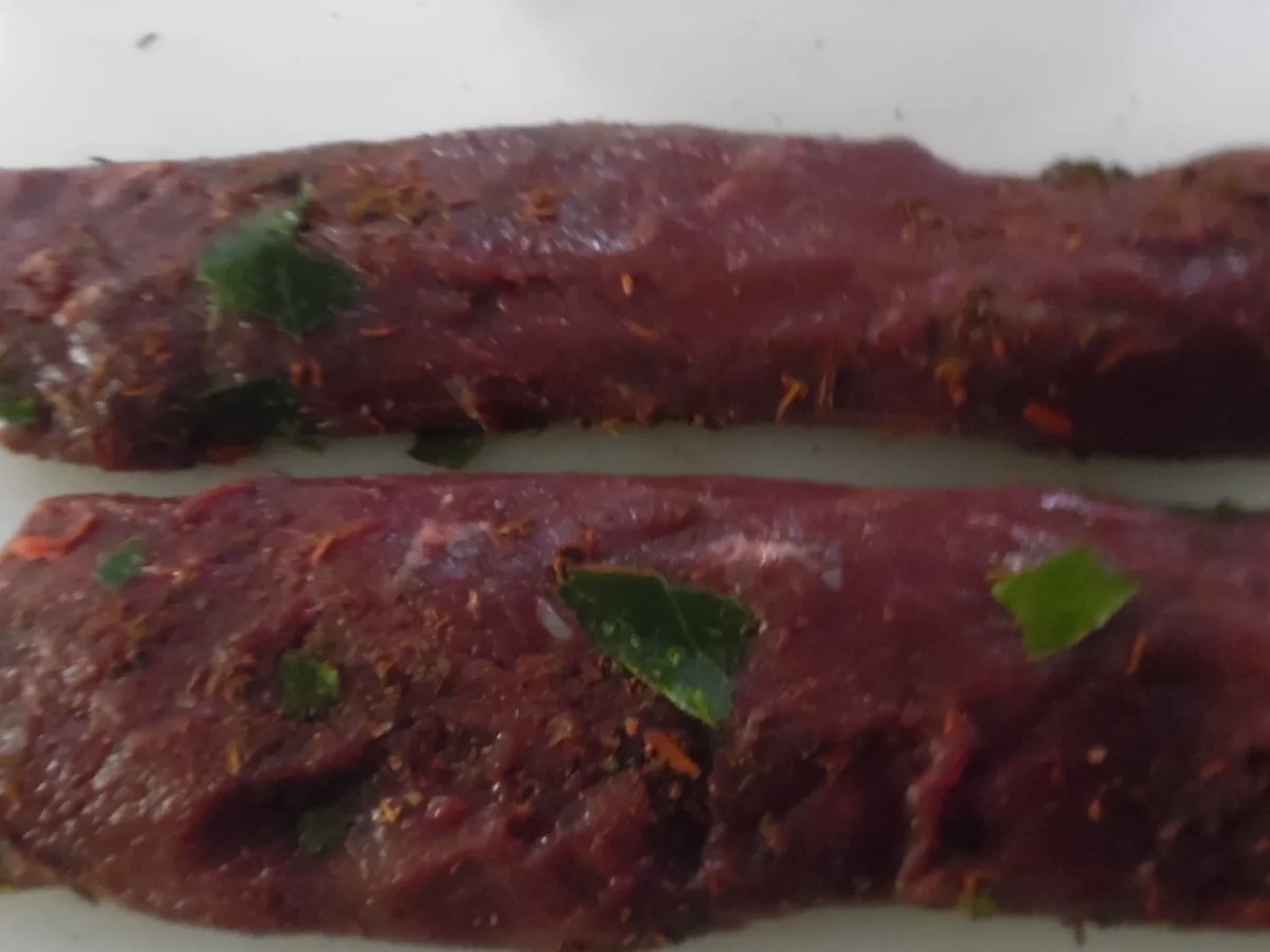 Rezept: Rehrücken mit Preiselbeersoße und Rahm-Waldpilzen Bild Nr. 3344 Rehrücken mit Preiselbeersoße und Rahm-Waldpilzen - Rezept - Bild Nr. 3344