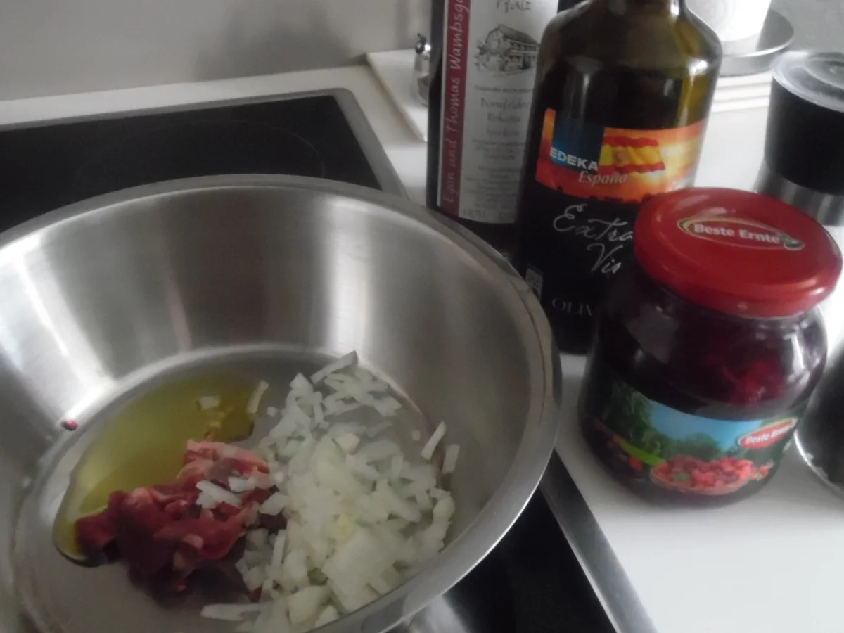 Rezept: Rehrücken mit Preiselbeersoße und Rahm-Waldpilzen Bild Nr. 3356 Rehrücken mit Preiselbeersoße und Rahm-Waldpilzen - Rezept - Bild Nr. 3356