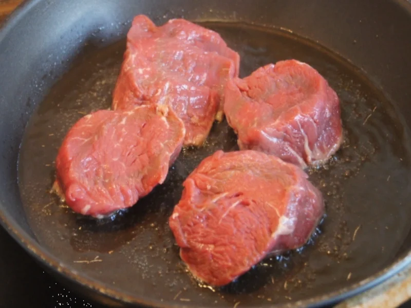 Rinderfilet mit Whiskysauce, Mandelbällchen und Rotkohl-Blaukraut böhmischer Art - Rezept - Bild Nr. 3351