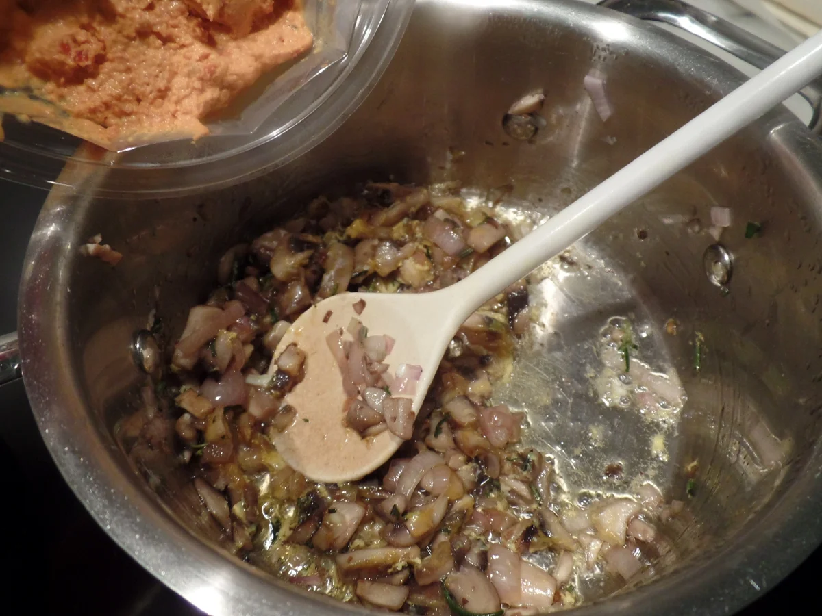 Rezept: Schweinefilet mit Champignons im Blätterteig Bild Nr. 3357 Schweinefilet mit Champignons im Blätterteig - Rezept - Bild Nr. 3357