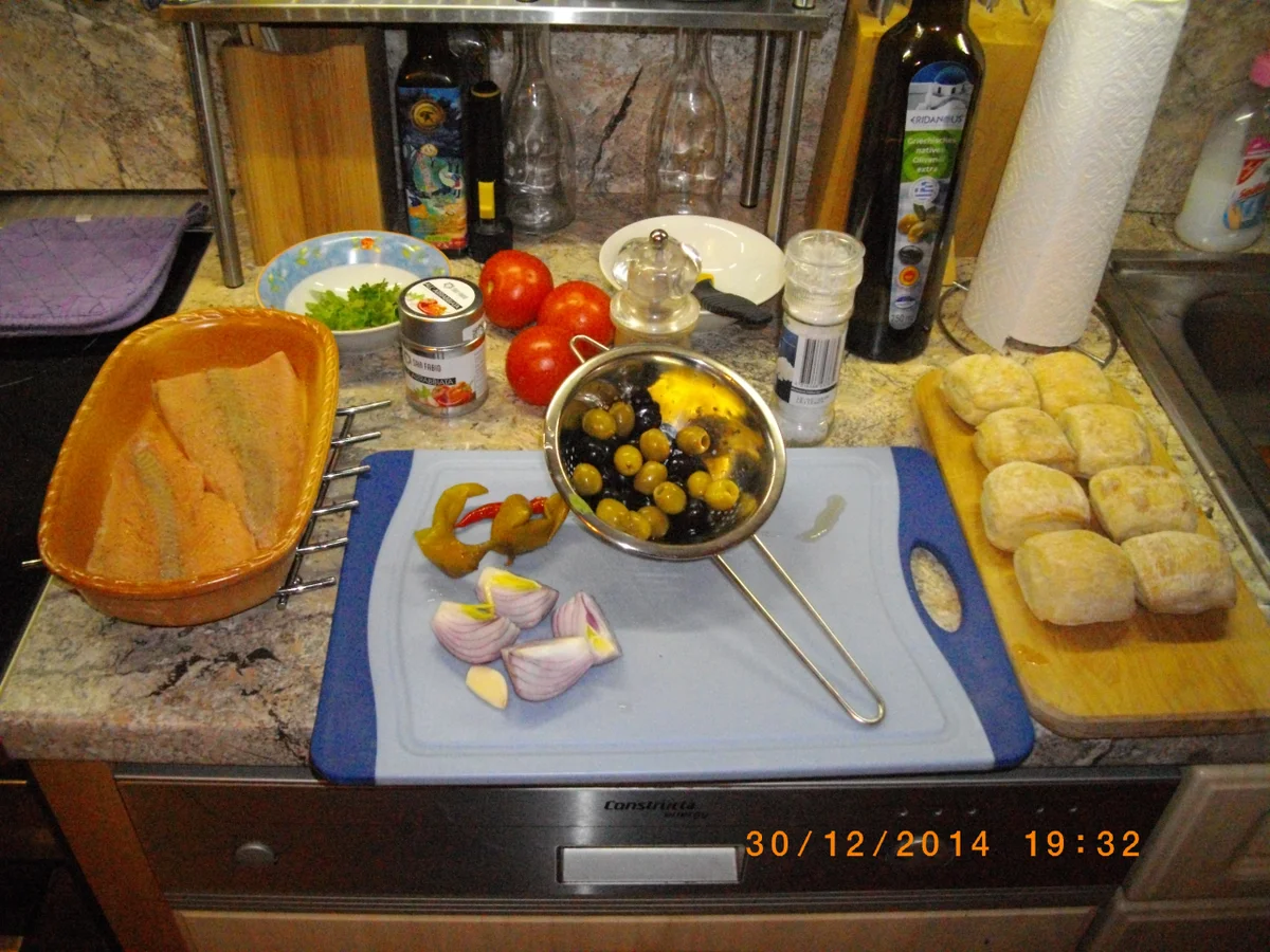 Rezept: Seelachs alla Arrabiata mit Ciabattabrötchen Bild Nr. 3359 Seelachs alla Arrabiata mit Ciabattabrötchen - Rezept - Bild Nr. 3359