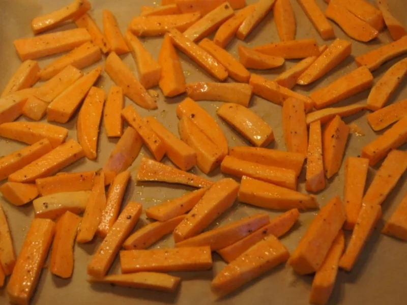 Kalbsschnitzel mit Süßkartoffel Pommes frites  - Rezept - Bild Nr. 3363