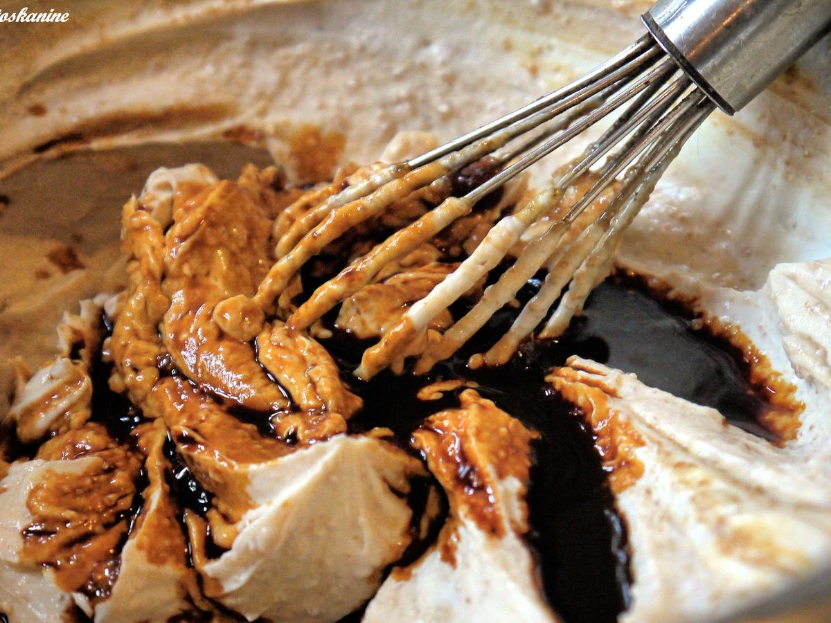 Mokkacreme mit Johannisbeersauce - einfach - 133 kcal/100g