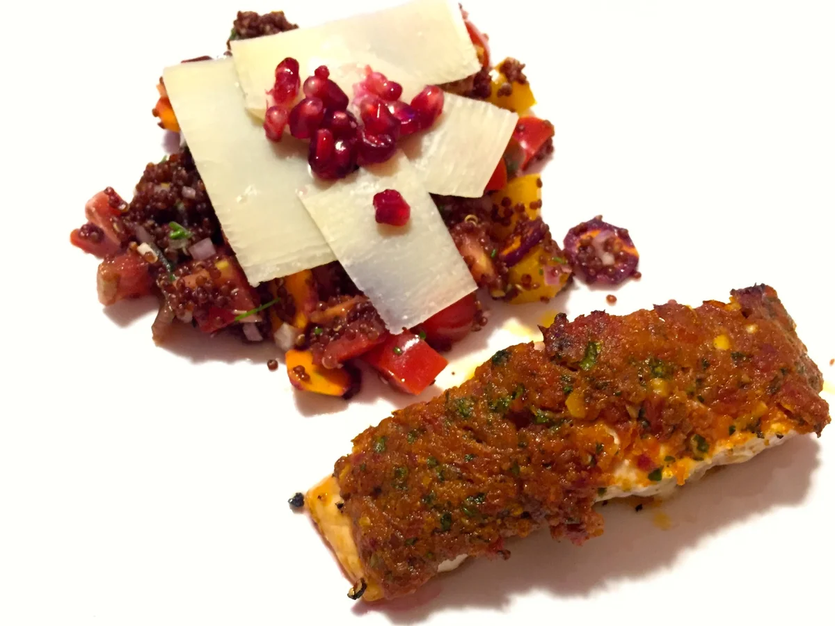 Lachsfilets mit Tomatenkruste und Tomaten-Quinoa-Salat - Rezept - Bild Nr. 3359