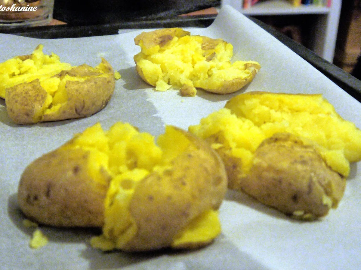 Mit Mozzarella gratinierte Kartoffeln - Rezept - Bild Nr. 3415