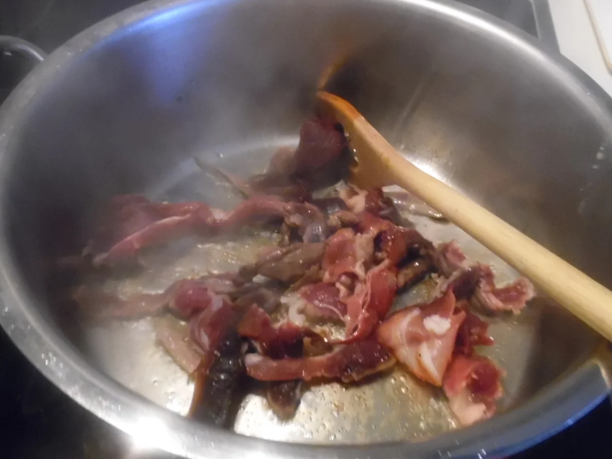 Rezept: Wildschwein Filet im Schinkenmantel mit Rotwein-Maronen-Zwiebeln Bild Nr. 3421 Wildschwein Filet im Schinkenmantel mit Rotwein-Maronen-Zwiebeln - Rezept - Bild Nr. 3421