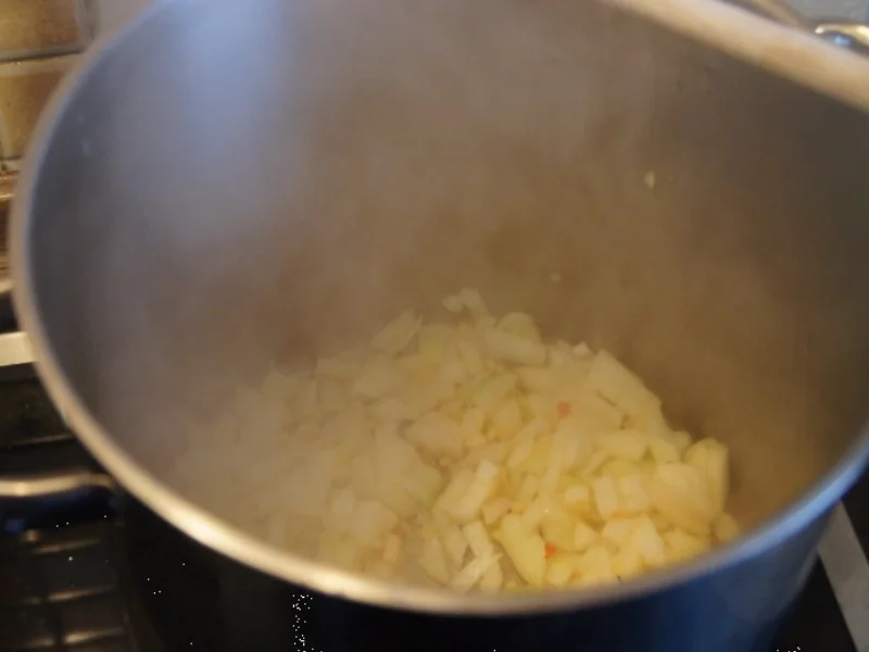 Sellerie-Kartoffel-Cremesuppe mit Einlage - Rezept - Bild Nr. 3421