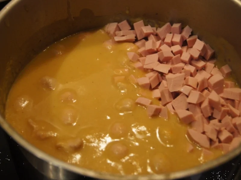 Sellerie-Kartoffel-Cremesuppe mit Einlage - Rezept - Bild Nr. 3428