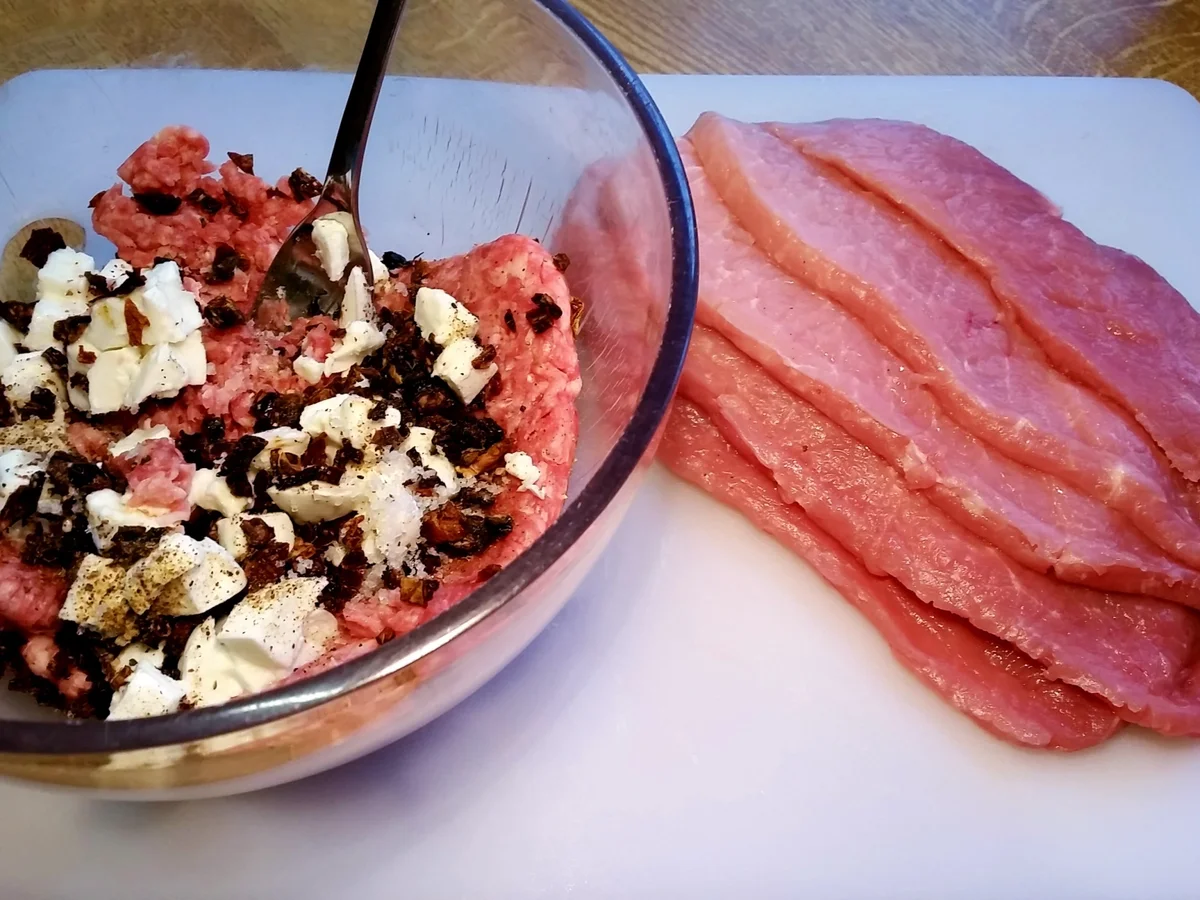 Rezept: Gefüllte Schnitzel-Rouladen Bild Nr. 3420 Gefüllte Schnitzel-Rouladen - Rezept - Bild Nr. 3420