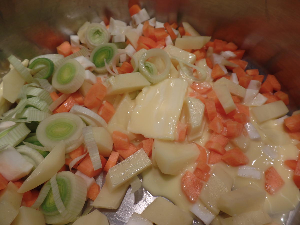 Gemüsecreme-Suppe mit Wiener - Rezept - Bild Nr. 3434