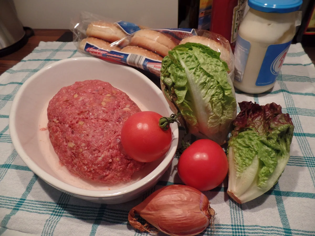 Rezept: Hackbraten-Burger Bild Nr. 3441 Hackbraten-Burger - Rezept - Bild Nr. 3441