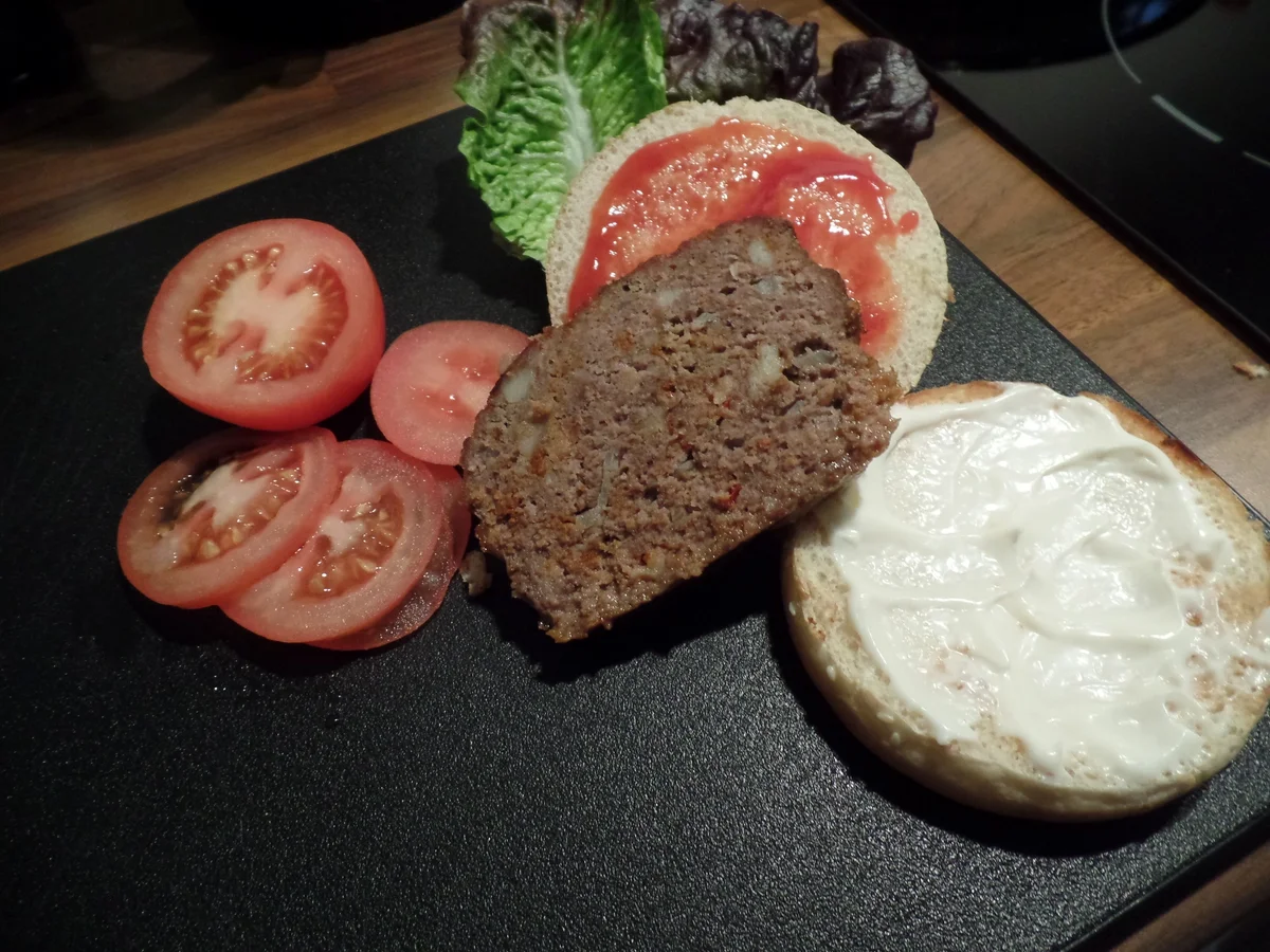 Rezept: Hackbraten-Burger Bild Nr. 3450 Hackbraten-Burger - Rezept - Bild Nr. 3450