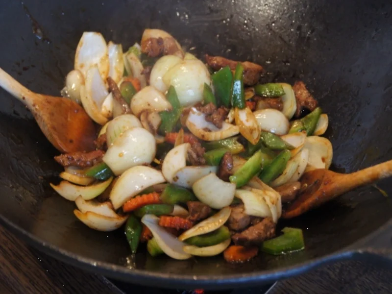 Rezept: Wok-Kalbsleber mit Gemüse und Reis Bild Nr. 3461 Wok-Kalbsleber mit Gemüse und Reis - Rezept - Bild Nr. 3461