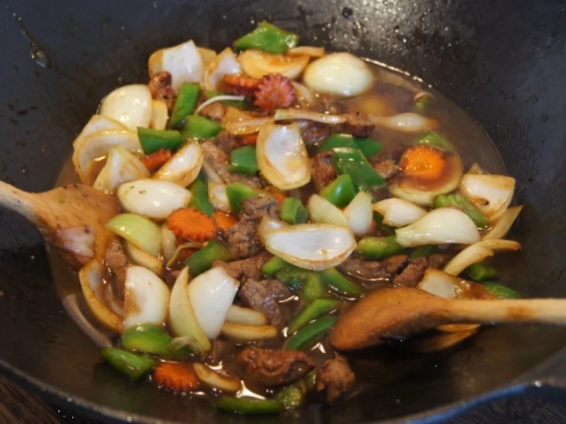 Rezept: Wok-Kalbsleber mit Gemüse und Reis Bild Nr. 3462 Wok-Kalbsleber mit Gemüse und Reis - Rezept - Bild Nr. 3462