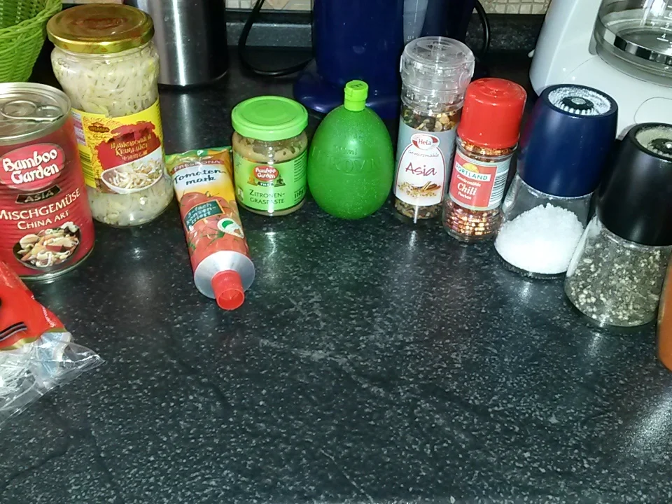 Rezept: Glasnudelsuppe mit Asia-Gemüse Bild Nr. 3458 Glasnudelsuppe mit Asia-Gemüse - Rezept - Bild Nr. 3458