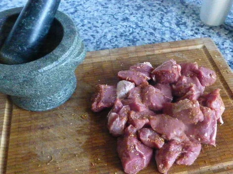 Rezept: Lamm mit Bulgur aus dem Römertopf Bild Nr. 3459 Lamm mit Bulgur aus dem Römertopf - Rezept - Bild Nr. 3459