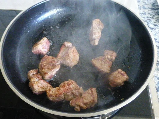 Rezept: Lamm mit Bulgur aus dem Römertopf Bild Nr. 3460 Lamm mit Bulgur aus dem Römertopf - Rezept - Bild Nr. 3460