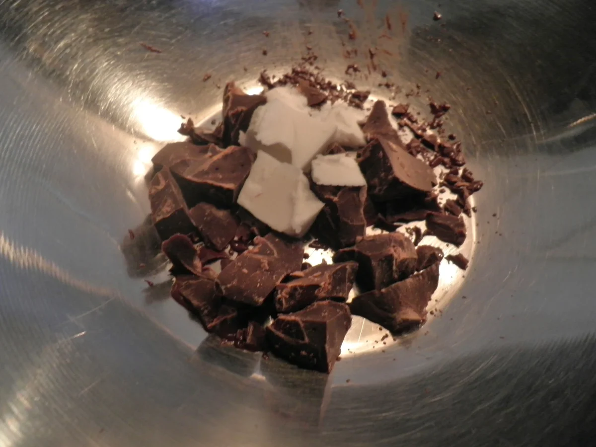 Kleine Schokoladen - Orangen - Torte - Rezept - Bild Nr. 3495