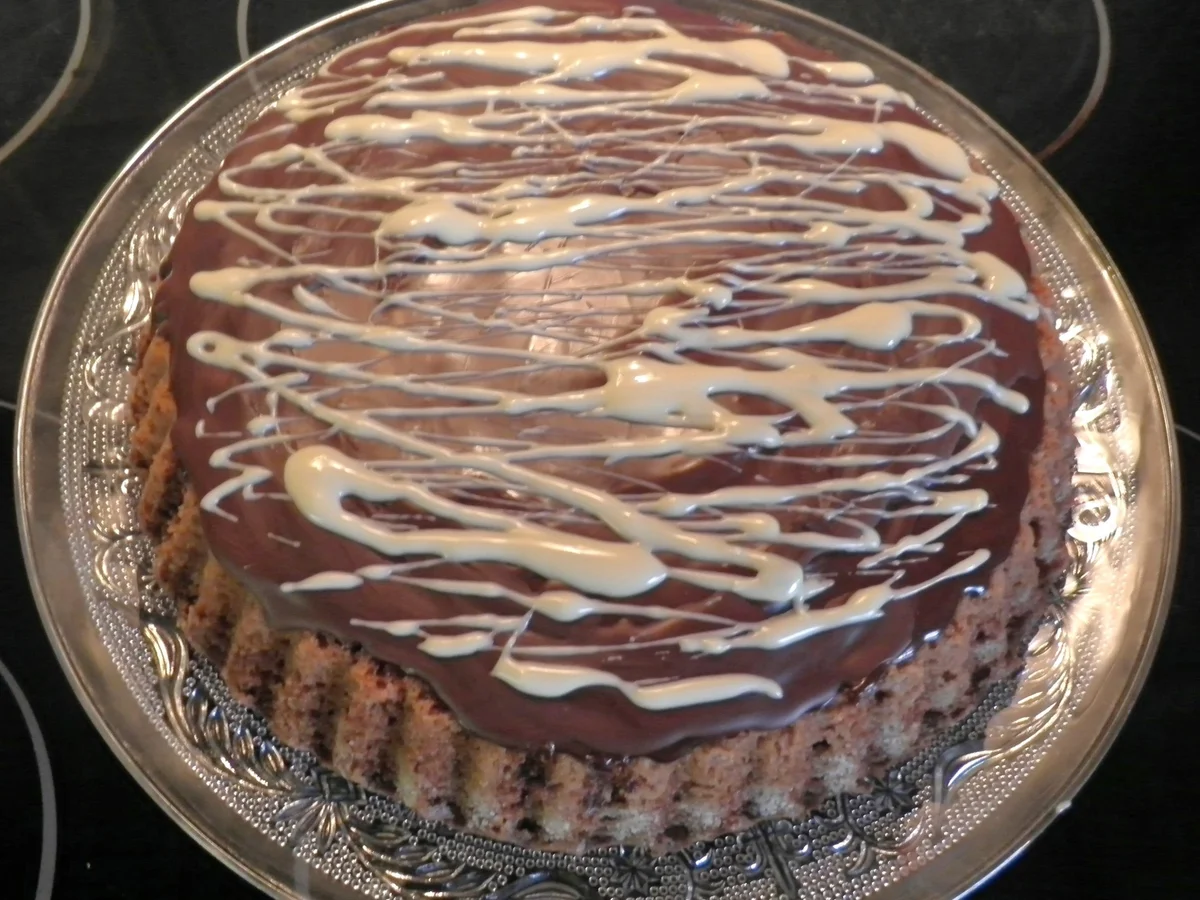 Kleine Schokoladen - Orangen - Torte - Rezept - Bild Nr. 3497