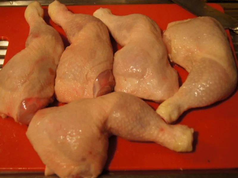 Rezept: Hühnersuppe mit Gemüse und Kräutern Bild Nr. 3500 Hühnersuppe mit Gemüse und Kräutern - Rezept - Bild Nr. 3500