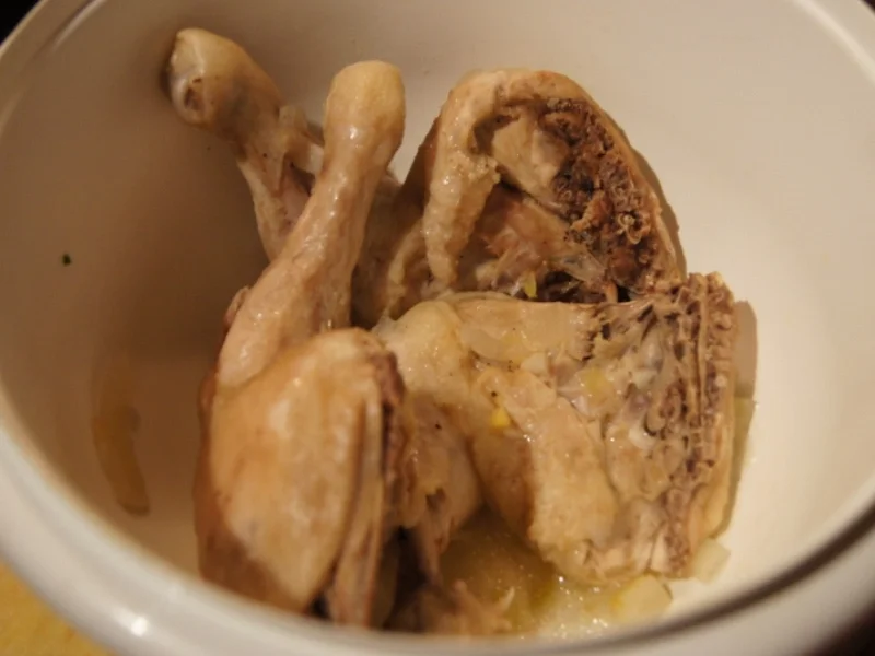 Rezept: Hühnersuppe mit Gemüse und Kräutern Bild Nr. 3505 Hühnersuppe mit Gemüse und Kräutern - Rezept - Bild Nr. 3505