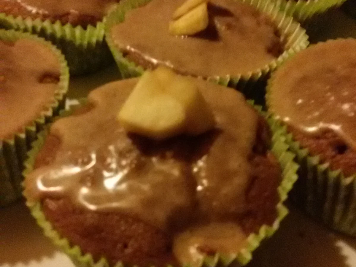 Schokomuffins mit Apfel - Rezept - Bild Nr. 3499