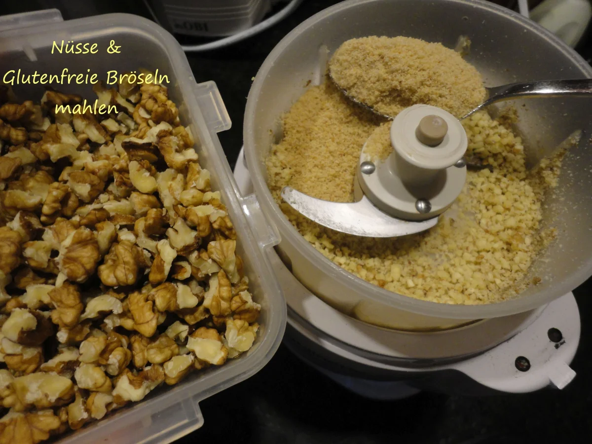 Vegane " Topfen " Knödel in Nußbrösel auf Fruchtspiegel - Rezept - Bild Nr. 3536