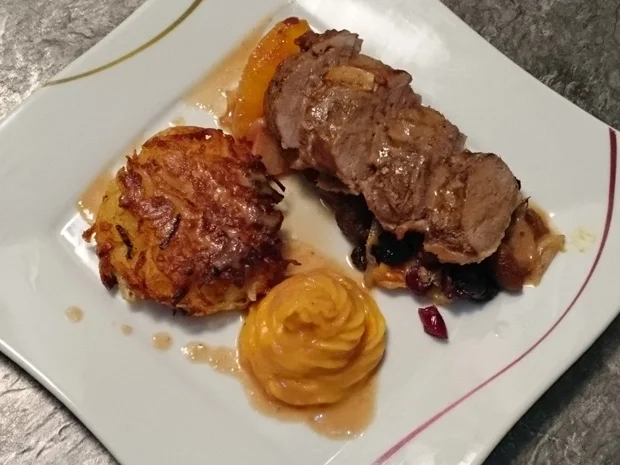 Im Bratschlauch gebratene Entenbrust auf Früchten - Rezept - Bild Nr. 3593