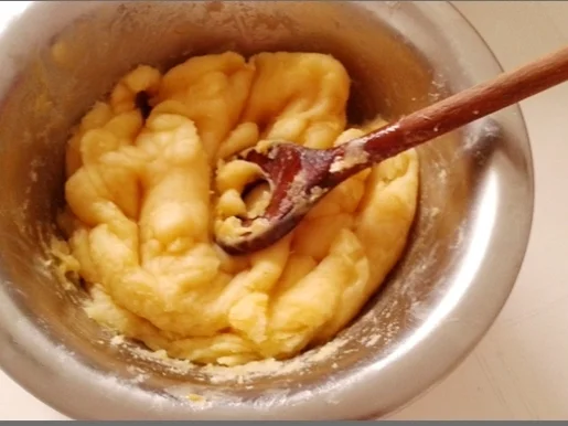 Rezept: Windbeutel mit Amarenakirschen Bild Nr. 3636 Windbeutel mit Amarenakirschen - Rezept - Bild Nr. 3636