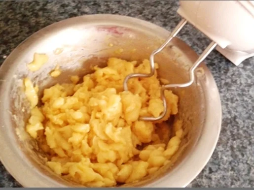 Rezept: Windbeutel mit Amarenakirschen Bild Nr. 3638 Windbeutel mit Amarenakirschen - Rezept - Bild Nr. 3638