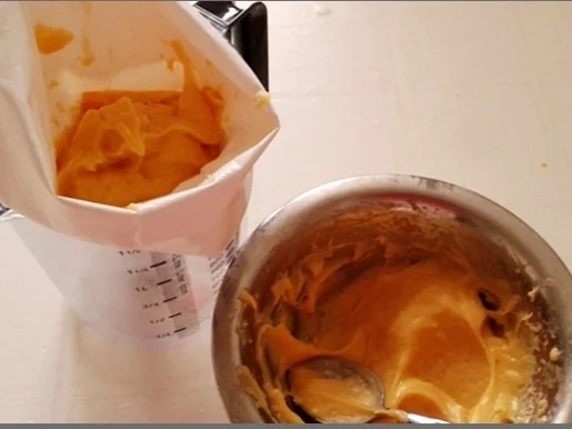 Rezept: Windbeutel mit Amarenakirschen Bild Nr. 3640 Windbeutel mit Amarenakirschen - Rezept - Bild Nr. 3640