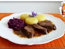 Barbarie Entenbrustfilet nappiert  mit  Porto Armilar-Soße, Rotkohl & „Muster“ Klöß - Rezept - Bild Nr. 3625