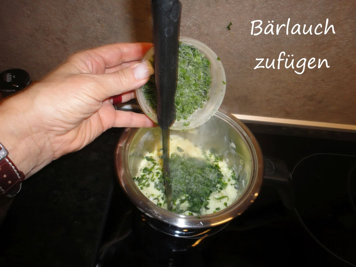 Lachsforelle auf Bärlauchpüree mit gebratenem Knoblauch - Rezept - Bild Nr. 3629