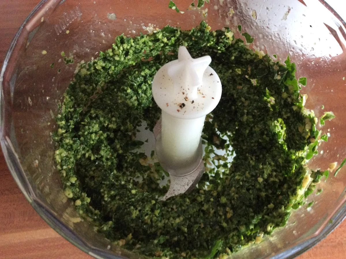 Rezept: Kabeljau mit Petersilien-Pesto und Rosenkohl-Curry Bild Nr. 3703 Kabeljau mit Petersilien-Pesto und Rosenkohl-Curry - Rezept - Bild Nr. 3703