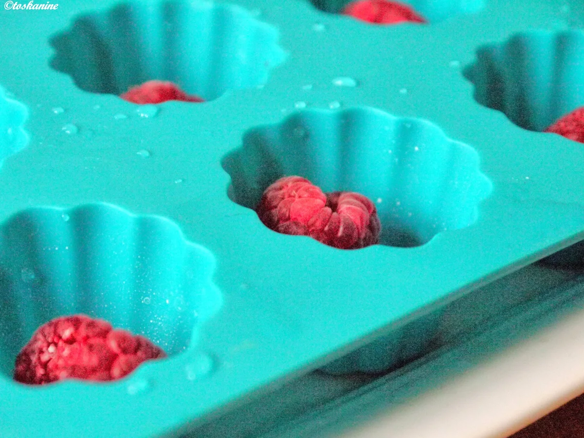 Rezept: Hugo-Gelee mit Himbeeren Bild Nr. 3714 Hugo-Gelee mit Himbeeren - Rezept - Bild Nr. 3714