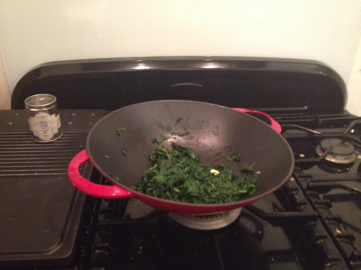 Rezept: Spinat-Ziegenkäsetarte mit Schalottenkompott Bild Nr. 3710 Spinat-Ziegenkäsetarte mit Schalottenkompott - Rezept - Bild Nr. 3710