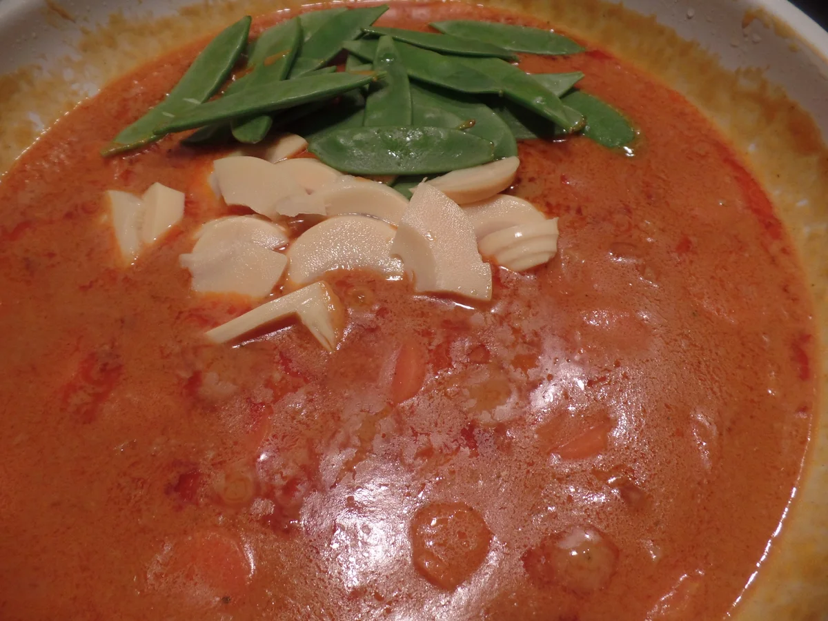 Rezept: Hähnchen-Erdnuss-Curry Bild Nr. 3720 Hähnchen-Erdnuss-Curry - Rezept - Bild Nr. 3720