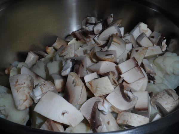 BiNe` S BLUMENKOHL - CHAMPIGNONAUFLAUF - Rezept - kochbar.de