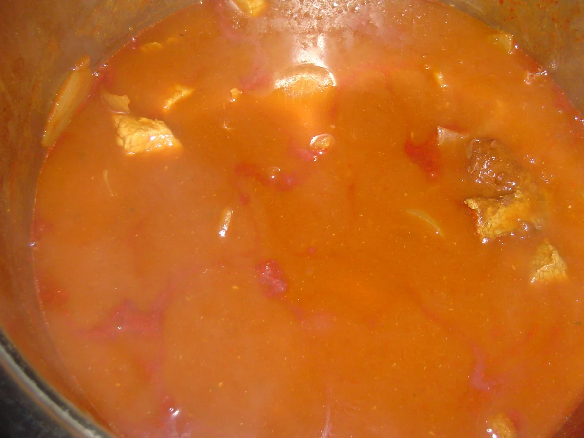 Rezept: Szegedinger Gulasch mit Semmelknödeln Bild Nr. 3778 Szegedinger Gulasch mit Semmelknödeln - Rezept - Bild Nr. 3778