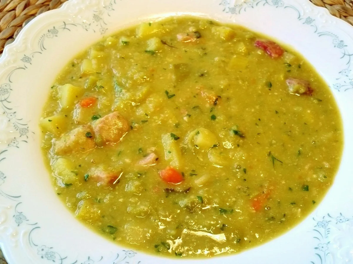Erbsensuppe aus dem Römertopf - Rezept - Bild Nr. 3822
