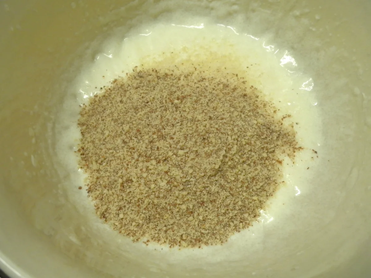 Kleiner Apfelkuchen mit Mandelboden ... zugedeckt nach "Florentiner Art" ... - Rezept - Bild Nr. 3834